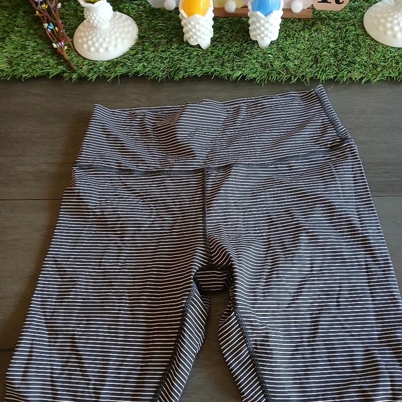 Lululemon Size 12 Nwot - Picture 3 of 5